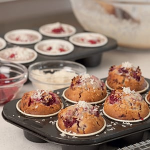 raspberry-coconut-muffins