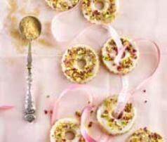 Christmas Wreath Biscuits