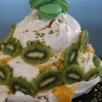 Drunken Pavlova