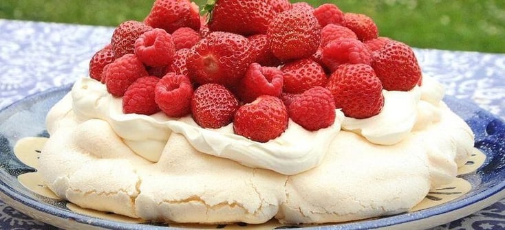 Easy Pavlova