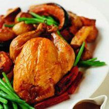 Garlic Roast Chicken 'n' Vege with Gravy