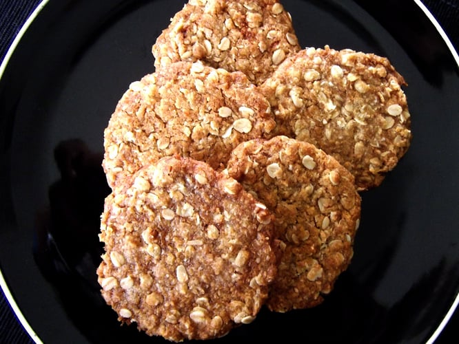 Maureen's Anzac Biscuits