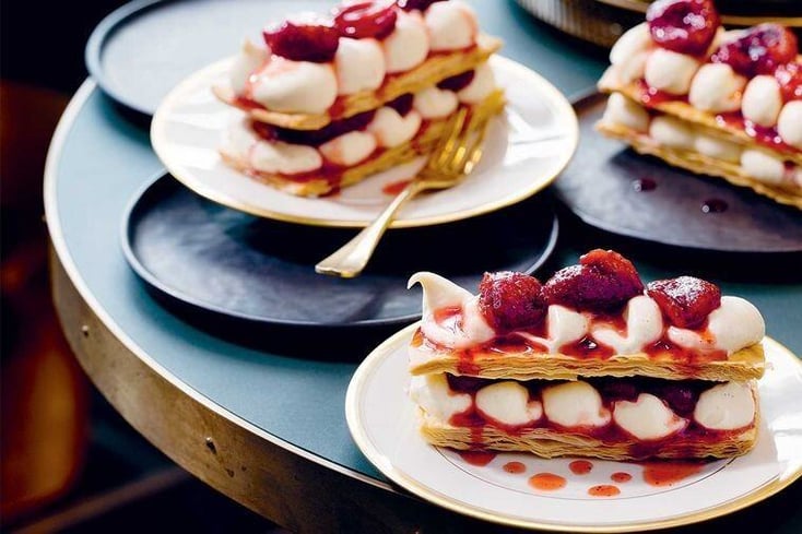 Mille-feuille with roast strawberries and mascarpone