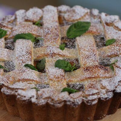 Pear, Peach & Basil Pie