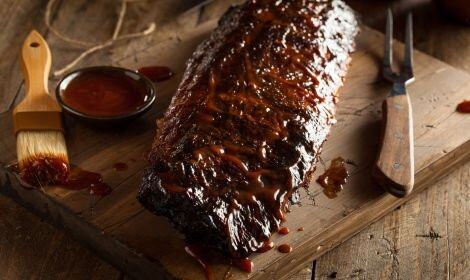 Smokey Pork Spare Ribs With Treacle Dipping Sauce