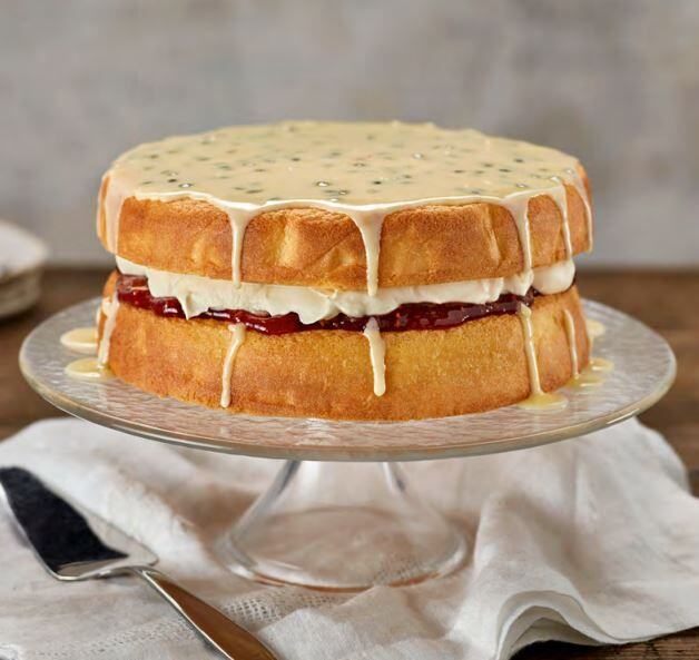 Sponge Cake with Passionfruit Icing