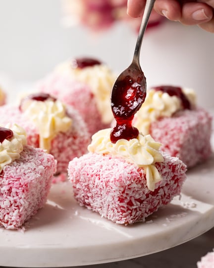 Raspberry Lamingtons